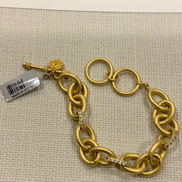 FREIDA ROTHMAN
Signature Heavy Link Bracelet - Picture 6 of 7